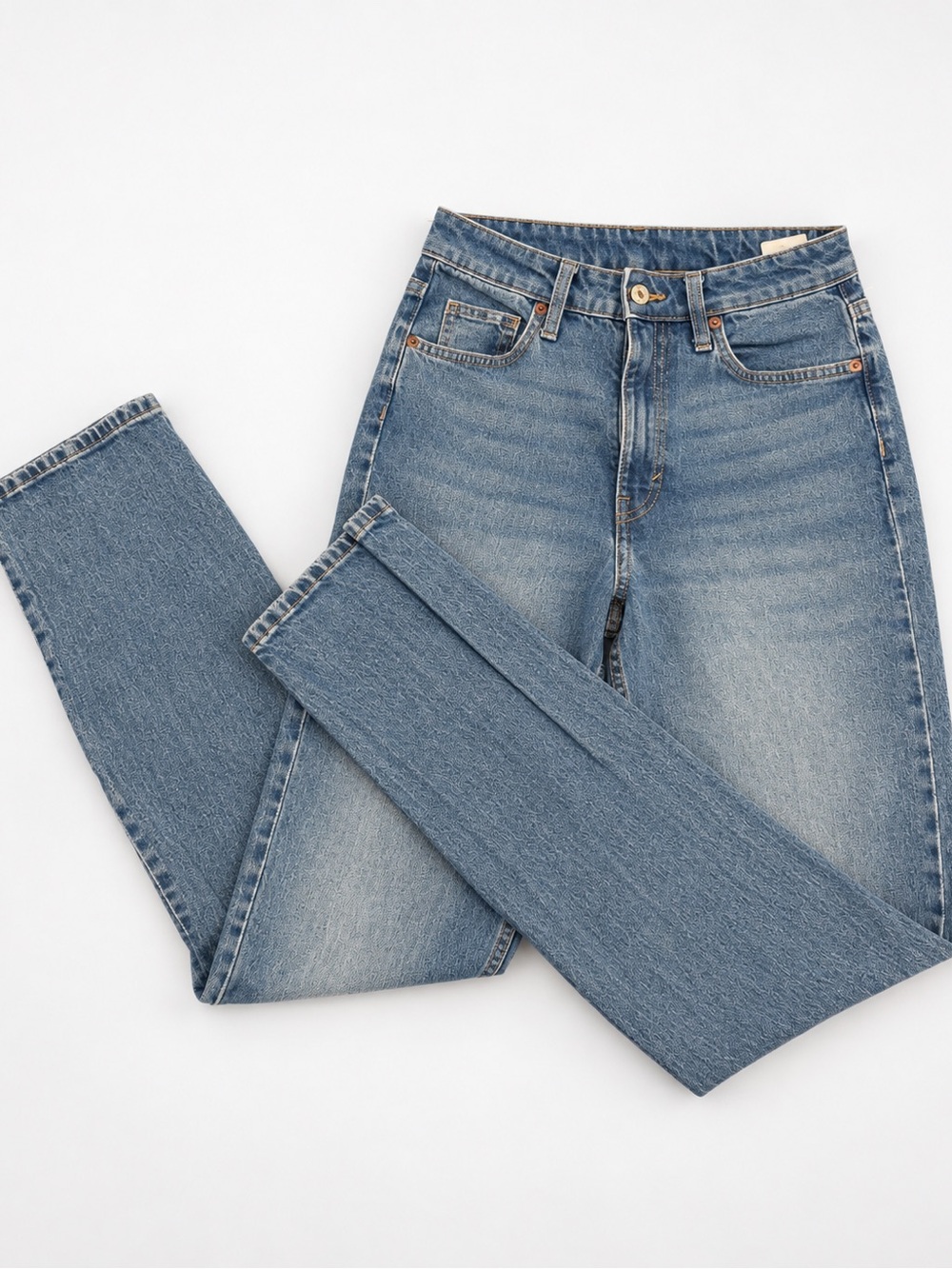 &denim Straight-Leg High-Rise Jeans in Medium Blue
